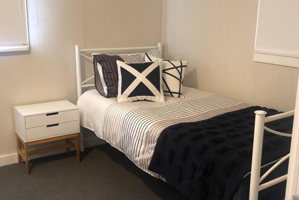 Cowra Cottage エクステリア 写真